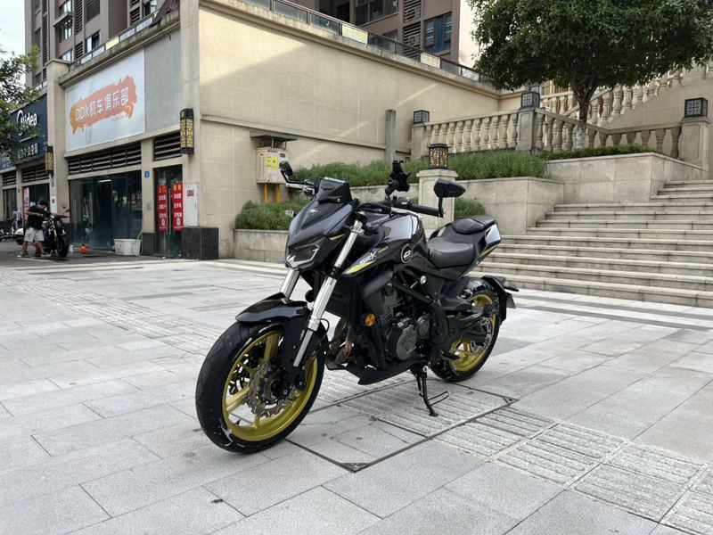 二手QJMOTOR追350