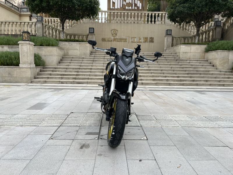 二手QJMOTOR追350