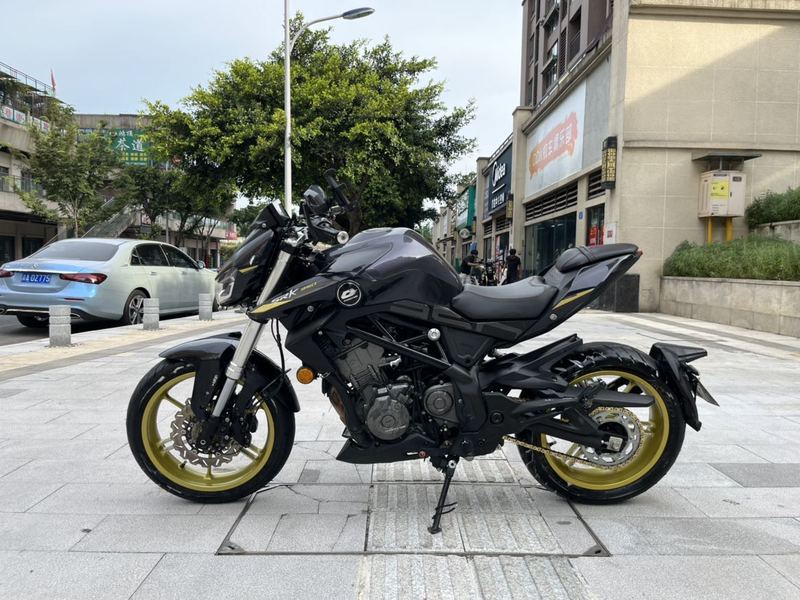 二手QJMOTOR追350