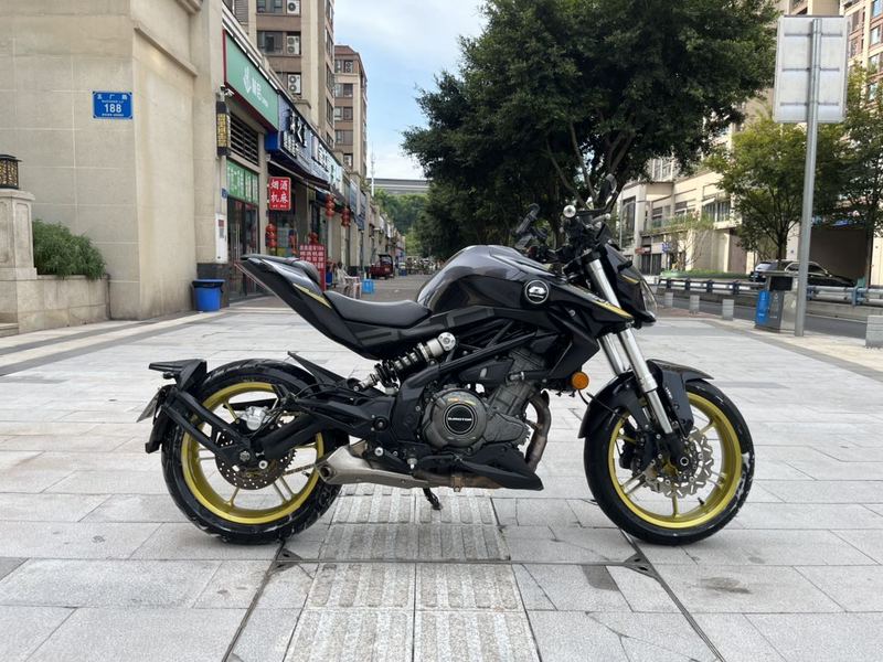 二手QJMOTOR追350