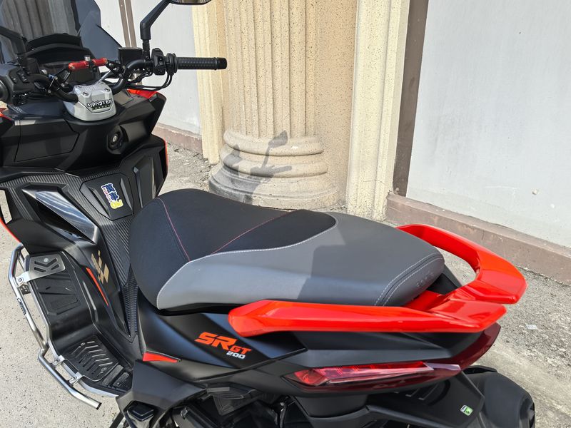 二手阿普利亚SR GT 200