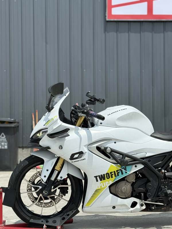 二手QJMOTOR赛250