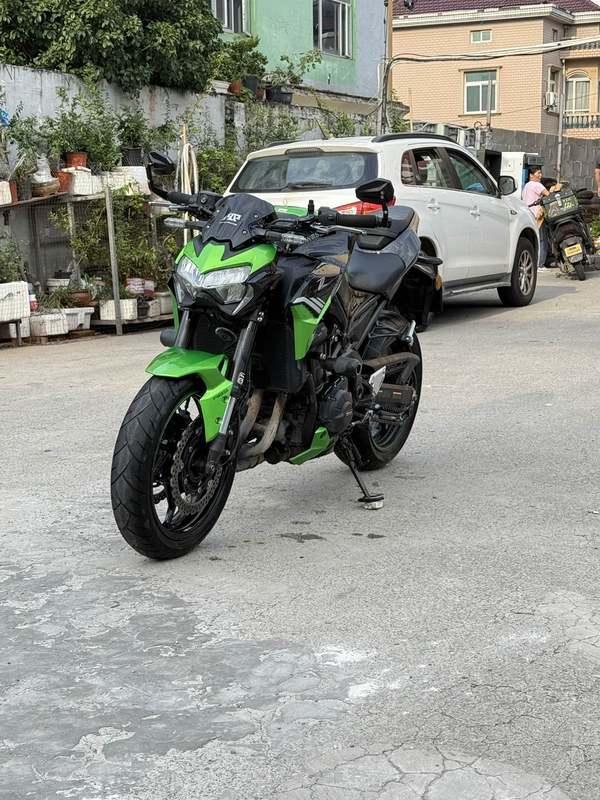 二手川崎Z900