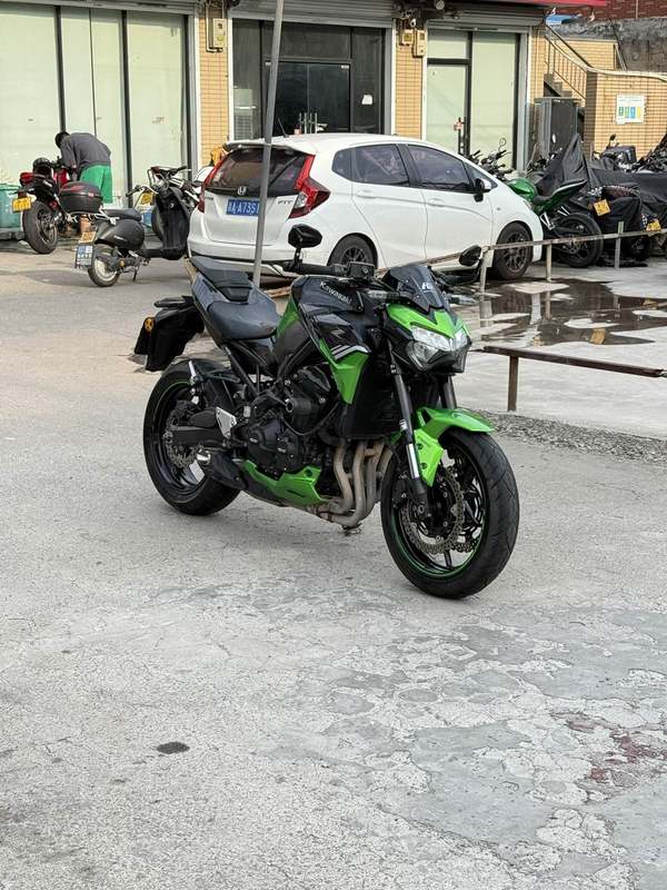 二手川崎Z900