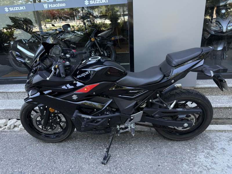 二手豪爵铃木GSX250R