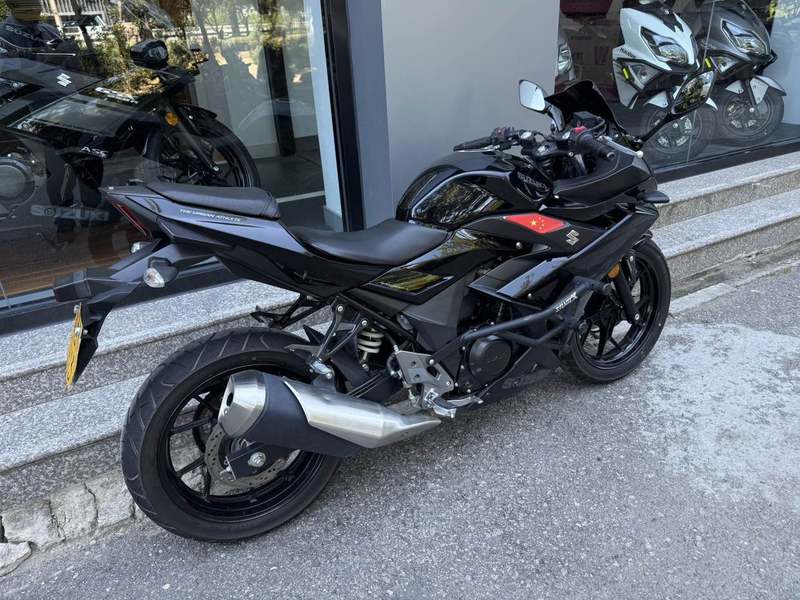 二手豪爵铃木GSX250R