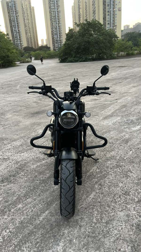 二手QJMOTOR闪300
