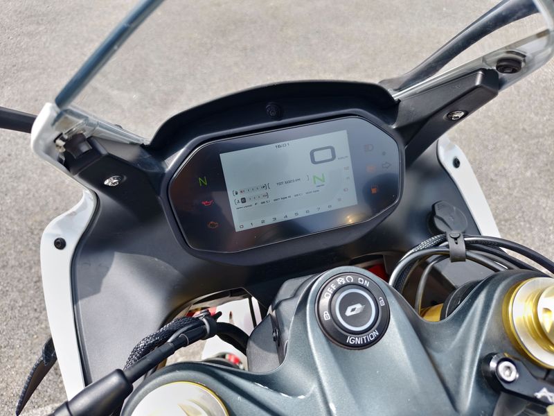 二手QJMOTOR赛600