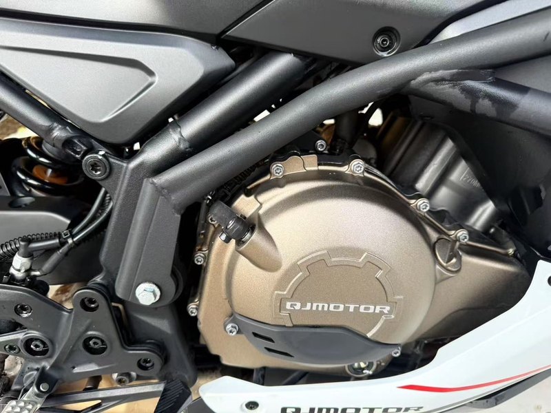 二手QJMOTOR赛400
