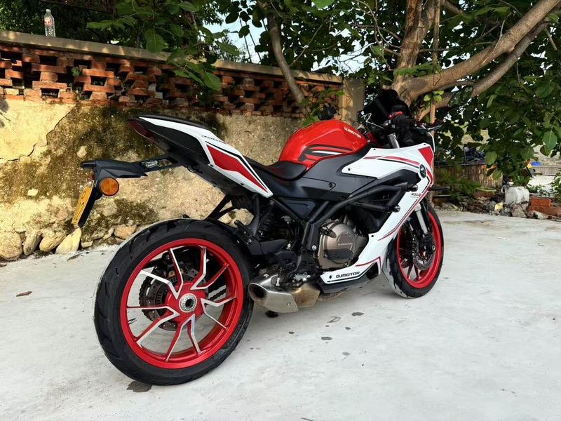 二手QJMOTOR赛400