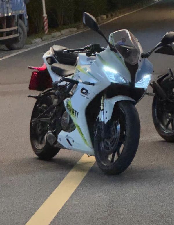 二手QJMOTOR赛250