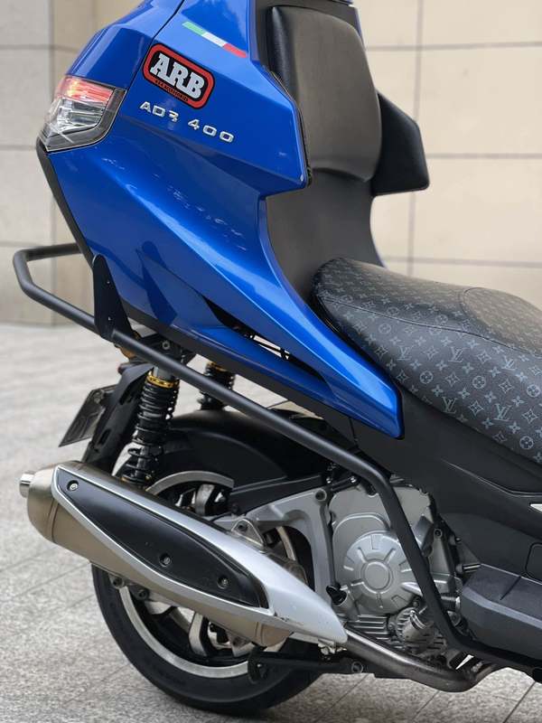 二手ADIVAAD3 400