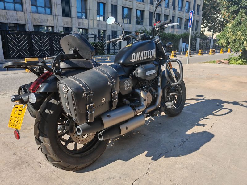 二手QJMOTOR闪300