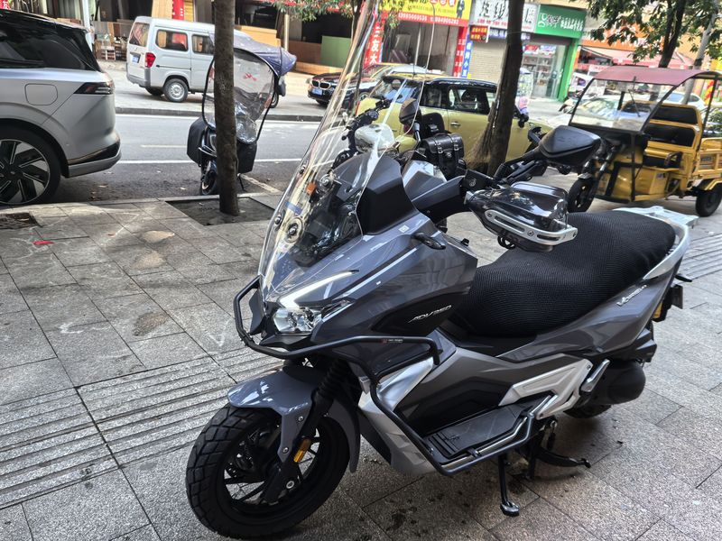 二手大阳V锐 ADV350