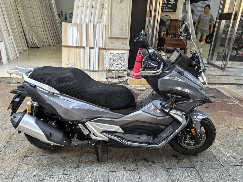 二手大阳V锐 ADV350