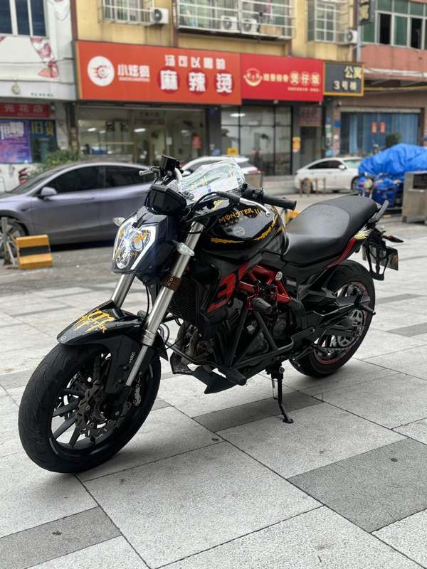 二手贝纳利蓝宝龙 BN302S