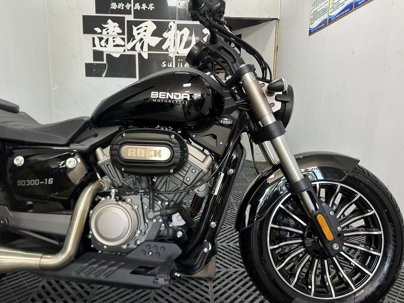 二手奔达Rock300 灰石