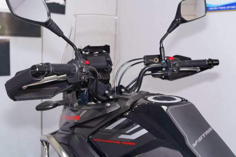 二手豪爵铃木DL250