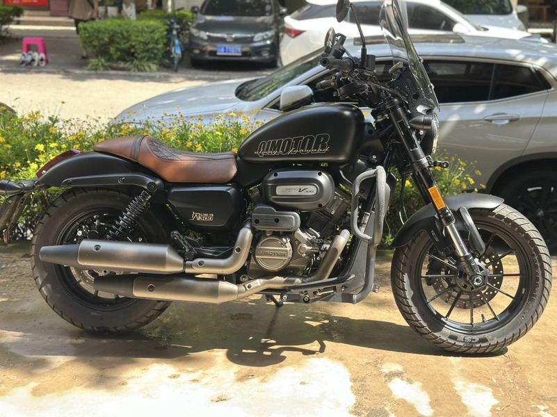 二手QJMOTOR闪300