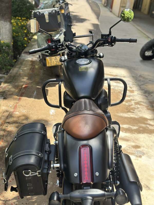 二手QJMOTOR闪300