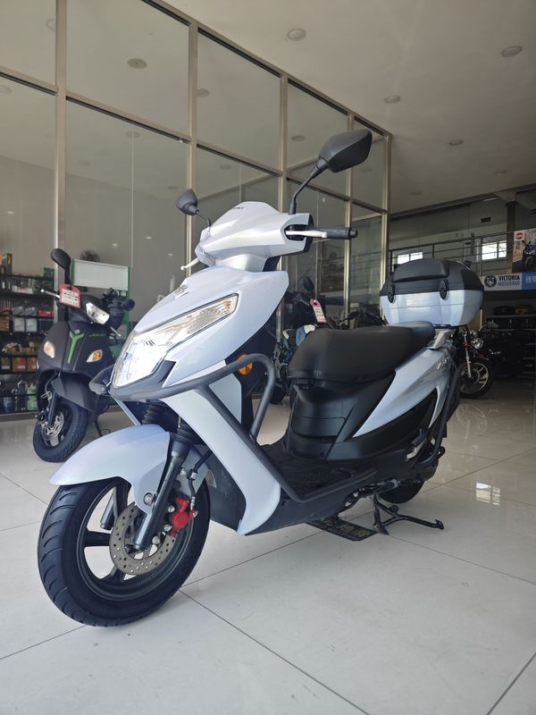 二手济南铃木优驿 UE125T