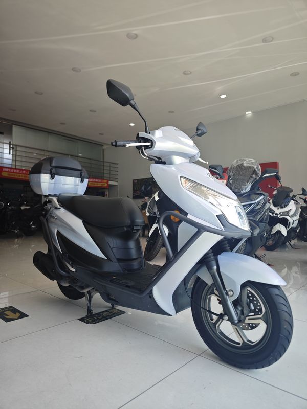 二手济南铃木优驿 UE125T