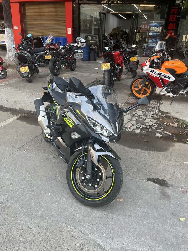 二手川崎Ninja 400