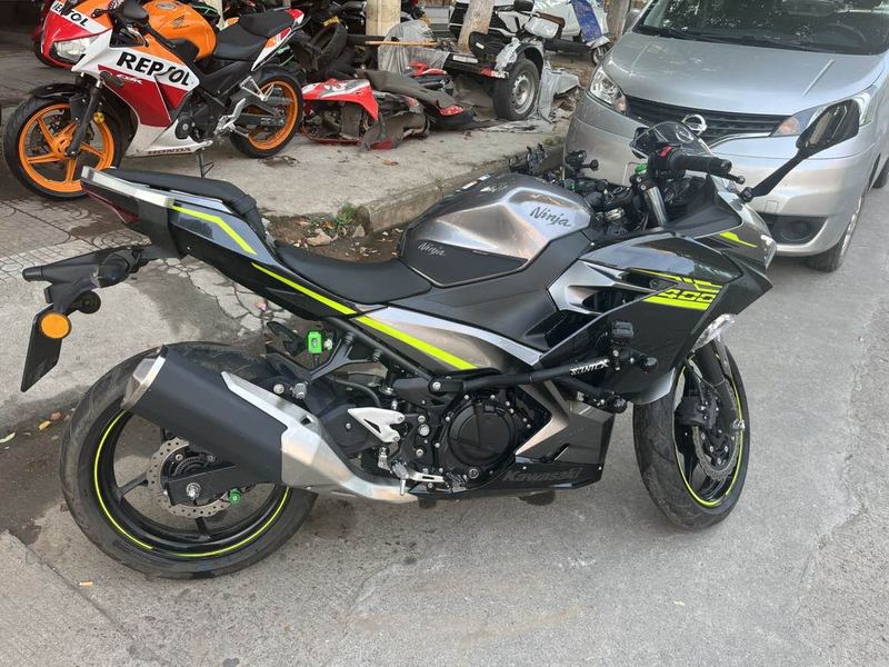 二手川崎Ninja 400