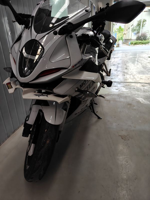 二手贝纳利龙卷风 Tornado 302R