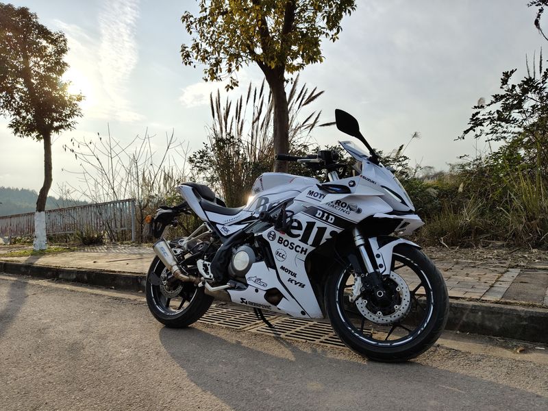 二手贝纳利龙卷风 Tornado 302R