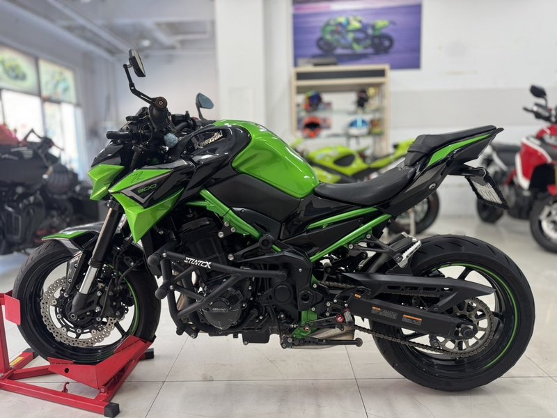 二手川崎Z900