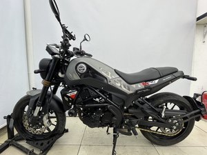 二手贝纳利幼狮 Leoncino 250