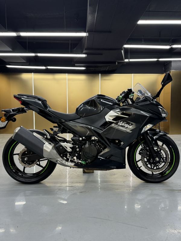 二手川崎Ninja 400