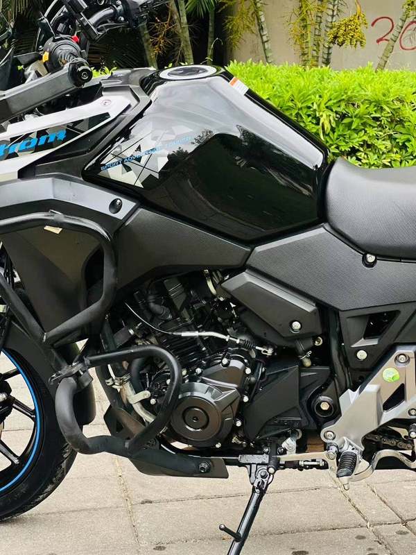 二手豪爵铃木DL250