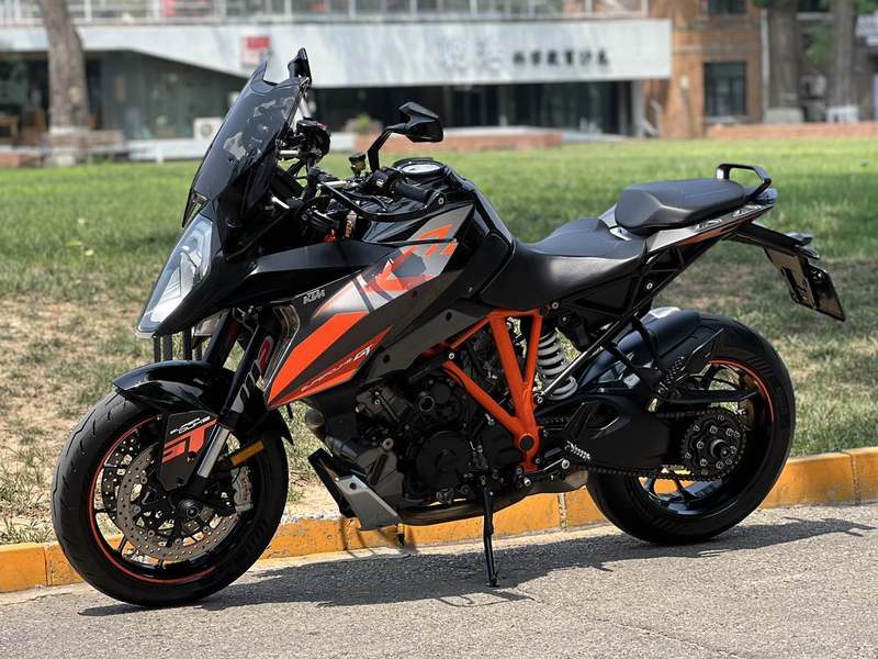 二手KTMR2R1290 Super Duke GT