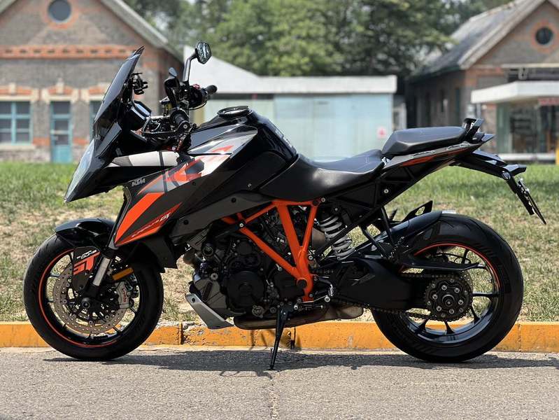 二手KTMR2R1290 Super Duke GT