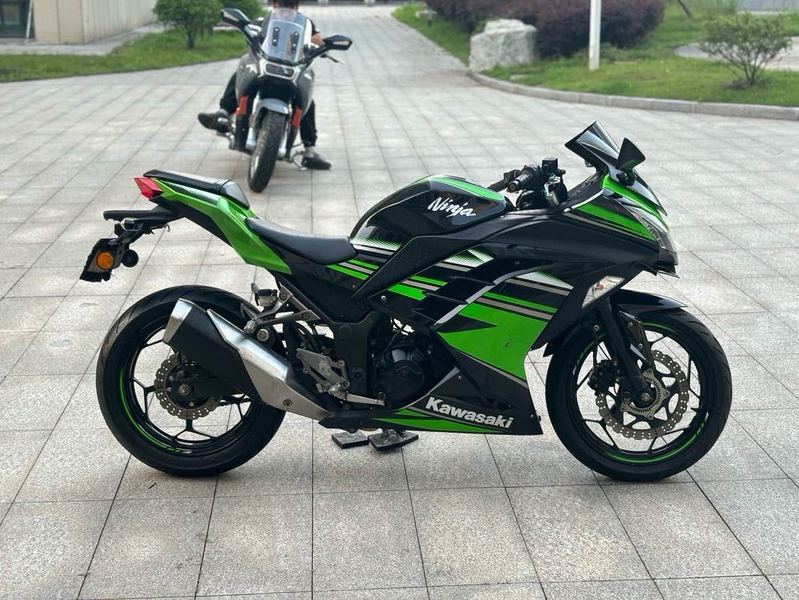 二手川崎Ninja 250