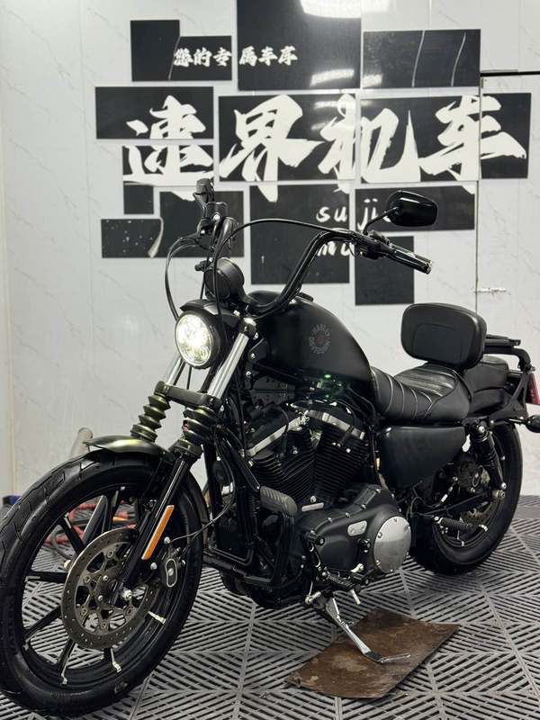 二手哈雷戴维森Iron883 硬汉