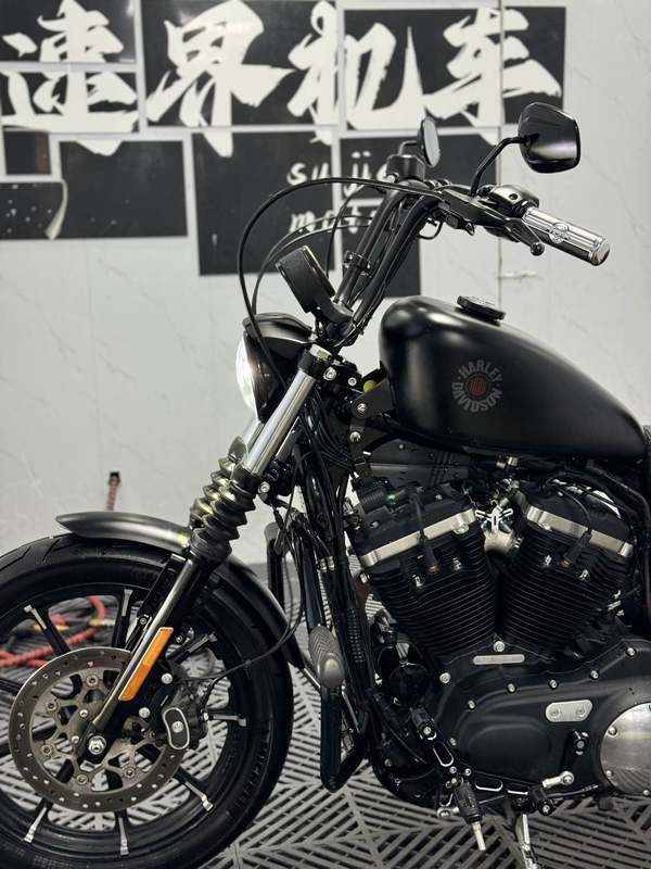 二手哈雷戴维森Iron883 硬汉