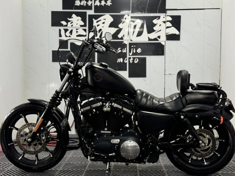 二手哈雷戴维森Iron883 硬汉
