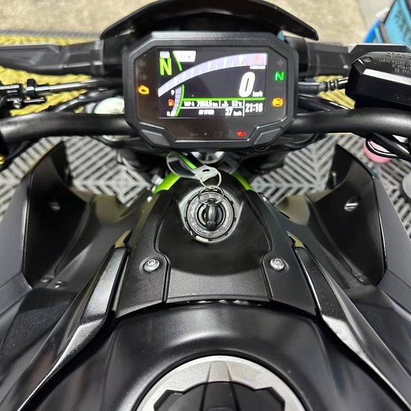 二手川崎Z900