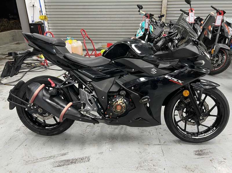 二手豪爵铃木GSX250R