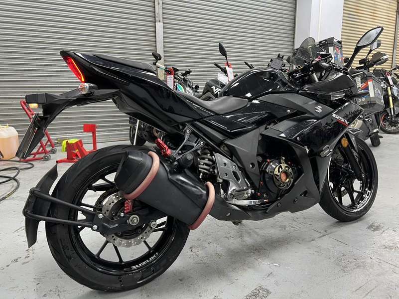 二手豪爵铃木GSX250R