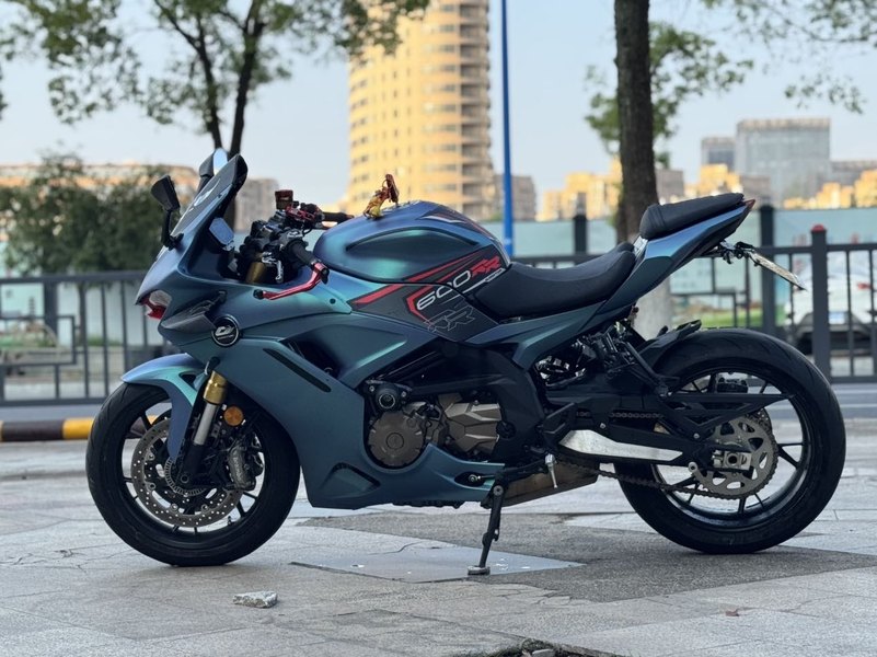 二手QJMOTOR赛600
