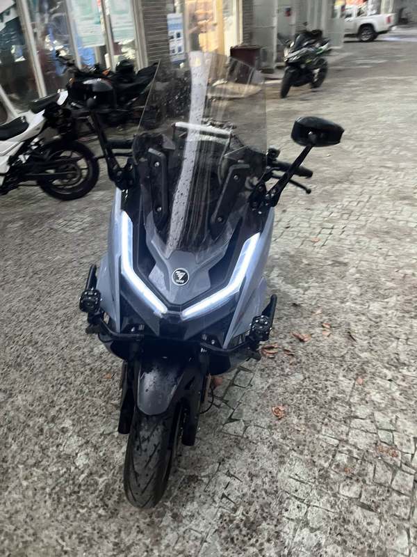 二手无极SR250GT