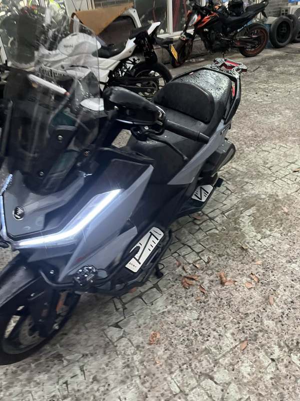 二手无极SR250GT