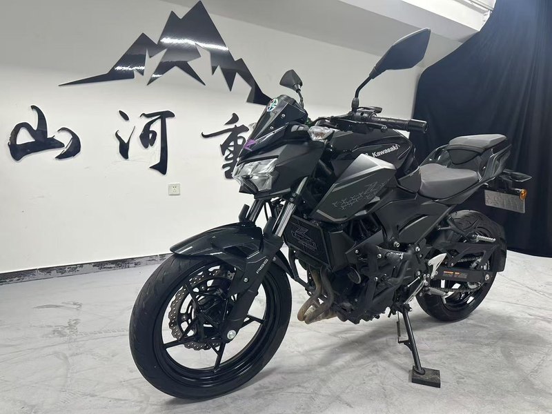 二手川崎Z400