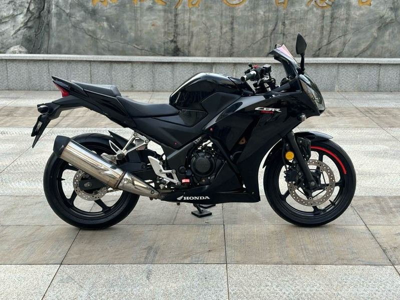 二手本田CBR300R