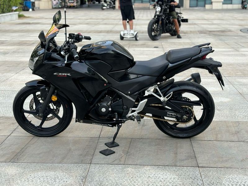 二手本田CBR300R
