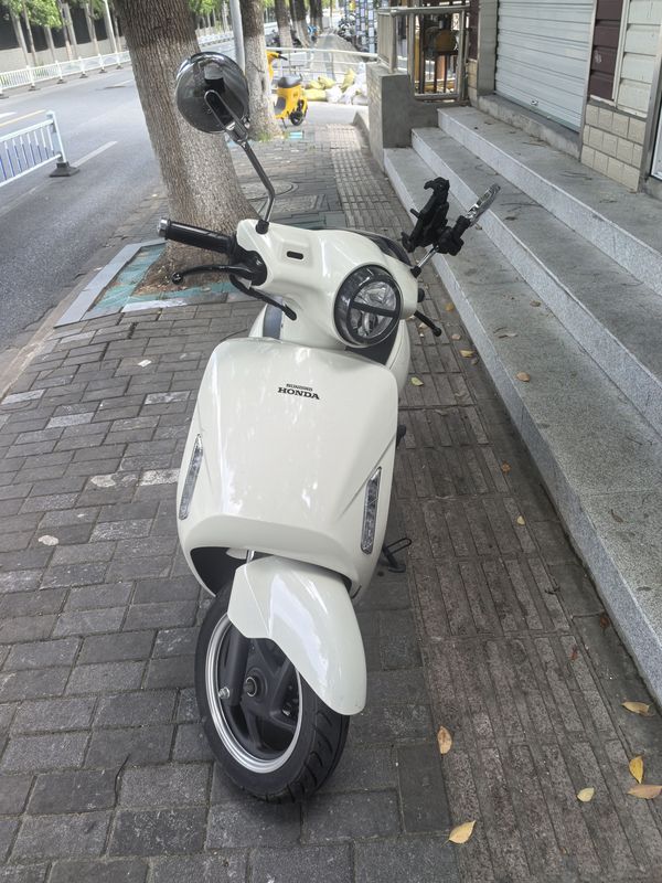 二手新大洲本田NS125LA